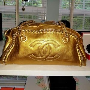 Chanel Luxe Linge Bowler